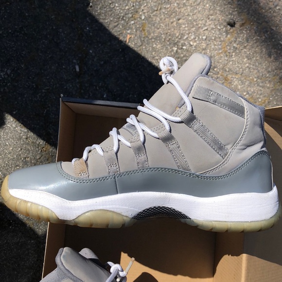 Air Jordan RETRO 11’s  size 5Y - Picture 3 of 8